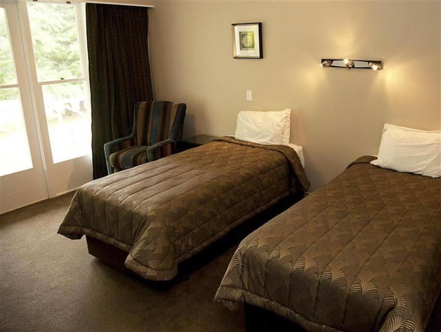Discovery Settlers Hotel Whangarei Eksteriør billede
